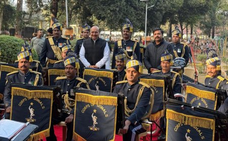 Jabalpur News: आर्मी बैंड की धुनों ने श्रोताओं का मन मोहा, भक्ति मय गीतों के साथ कैंट बोर्ड ने मनाया नया वर्ष