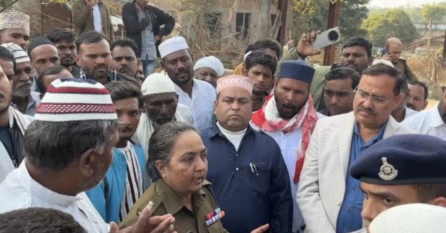 Jabalpur News: चरगवां में शममान घाट की जमीन को लेकर दो पक्ष आमने-सामने, पुलिस बल मौके पर