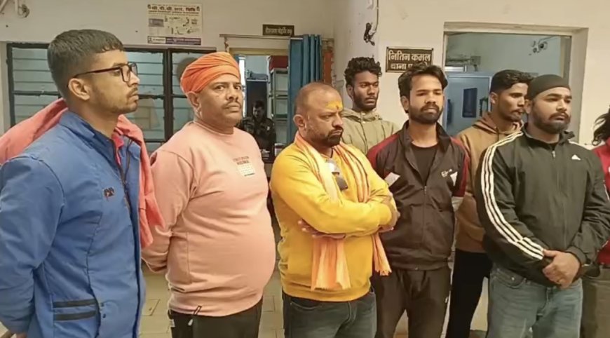 Jabalpur News: सड़क पर बछडे़ का कटा हुआ सिर मिलने पर हंगामा