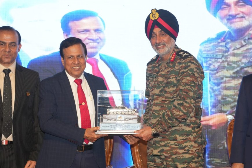 Jabalpur News: अब व्हीएफजे में बड़ी संख्या में होगी टैंकों की ओवरहॉलिंग, T-72 टैंक को लेफ्टिनेंट जनरल औजेला ने हरी झंडी दिखाकर किया रवाना