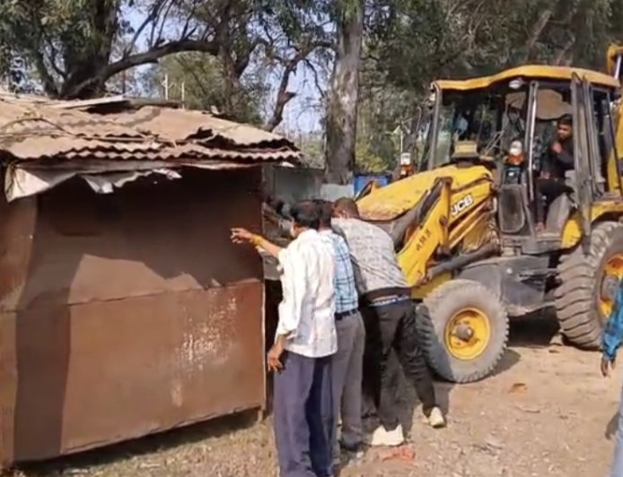 Jabalpur News: नगर निगम संभाग सुहागी- रांझी में बड़ी कार्रवाई, अतिक्रमण हटाए गए