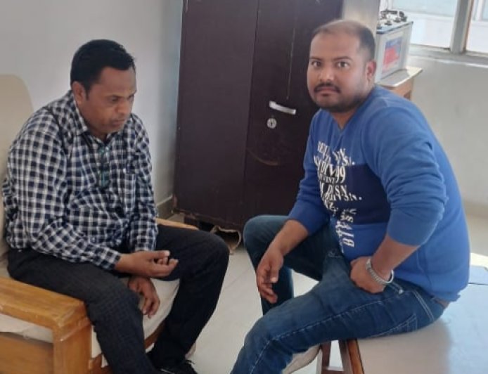 Jabalpur Breaking News: लोकायुक्त ने रांझी में नगर निगम टीसी को रिश्वत लेते दबोचा