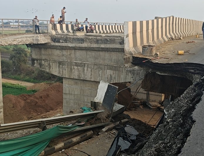 Jabalpur Breaking News: शहपुरा-भोपाल रोड में ओवर ब्रिज का एक हिस्सा धंसा, आवागमन प्रभावित
