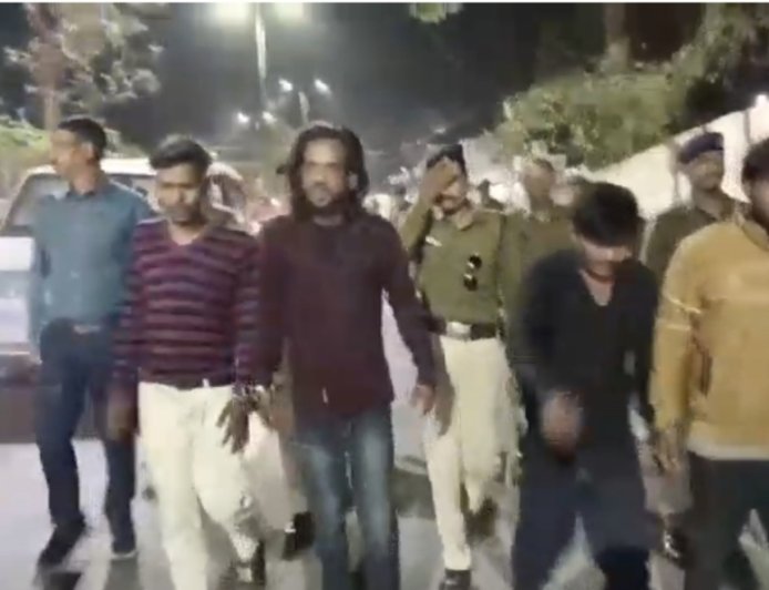 Jabalpur News: पुलिस हमारी बाप है... कहते हुए जेल गेट तक पहुंचे चाकूबाज, सदर और सिविल लाइन में दिया था वारदात को अंजाम