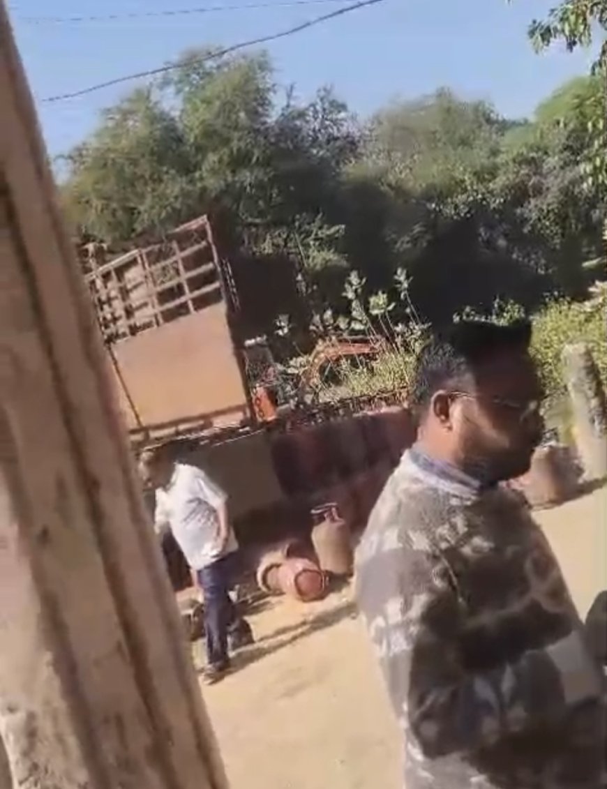 Jabalpur News: शहर की बारह गैस एजेंसियों को कारण बताओ नोटिस, ग्राहक बनकर पहुंचे अधिकारियों को बेच दिया ज्यादा पैसों में सिलेंडर