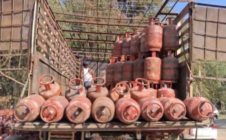 Jabalpur News: गैंस बुकिंग के लोड से सर्वर हुआ डॉउन, वितरण केंद्रों के बाहर लगी कतारें