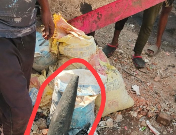 Jabalpur News: रद्दी चौकी में बम खोल मिलने से मचा हड़कंप