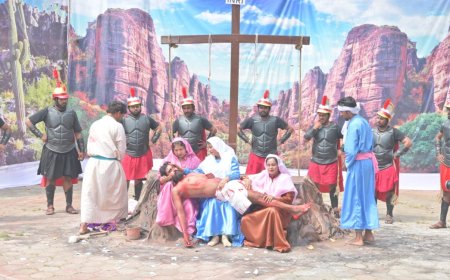 Jabalpur News: गुड फ्राइडे पर होली ट्रिनिटी चर्च में प्रभु येसु की क्रूस की दुख:मयी यात्रा का हुआ सजीव मंचन