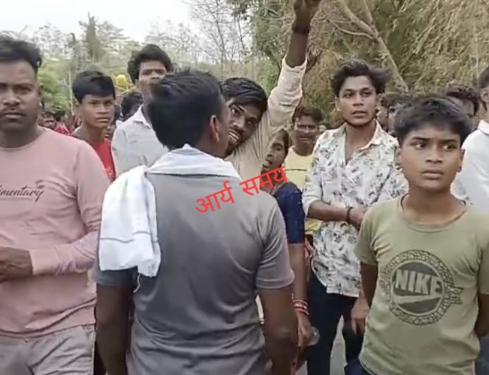 Jabalpur News: अवैध उत्खनन कारियों को दबोचने जिला प्रशासन और पुलिस ने मारा छापा, भगदड़ एक युवक की नर्मदा नदी में डूबने से मौत