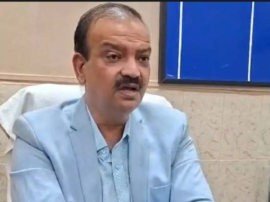 Jabalpur News: कलेक्टर ने मुख्य चिकित्सा एवं स्वास्थ्य अधिकारी का अतिरिक्त प्रभार डॉ.कोठारी को सौंपा