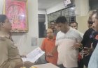 Jabalpur News: ओएफके कालीबाड़ी में महिला ने डाला डेरा, आधी रात मंदिर समिति पहुंची थाना... देर-रात तक चला हंगामा