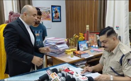 Jabalpur News: खुद को भाजपा नेता बता मुख्यमंत्री और महापौर ‘अन्नू’ के नाम का इस्तेमाल कर बेरोजगारों से ठगी, शिकायत पर पुलिस ने शुरू की जांच