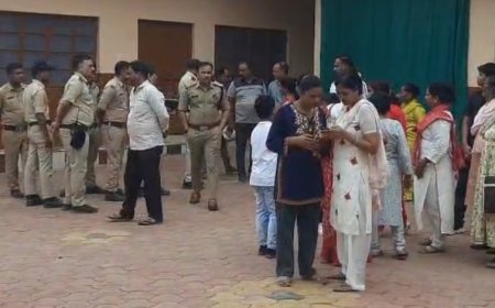 Jabalpur News: सुहागी सेंट मैरी स्कूल में धर्मांतरण को लेकर हंगामा, संचालक पर दर्ज की एफआईआर