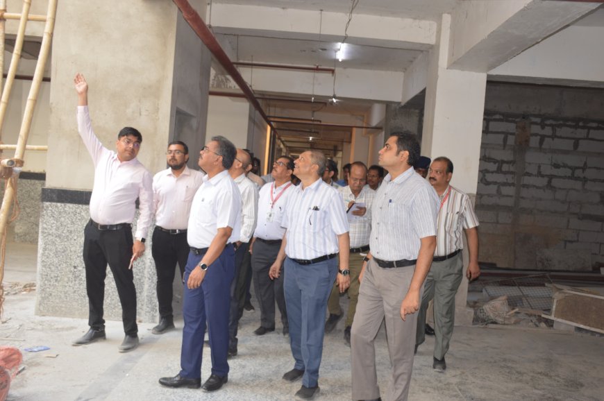Jabalpur News: संजीवनी क्लीनिकों को लेकर चल रही जांच के एसीएस हेल्थ पहुंचे जिला अस्पताल विक्टोरिया, स्वास्थ्य विभाग में हड़कंप