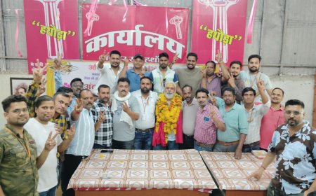 Jabalpur News: ‘मिले हाथ’छोड़ कर्मचारी नेताओं ने थामा ‘हथौड़ा’, जीसीएफ में कर्मचारी संगठनों के बीच बड़ी हलचल