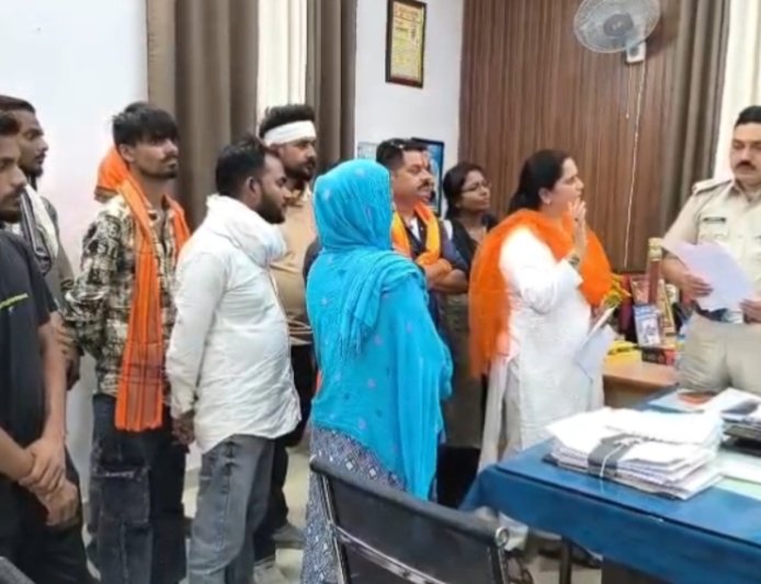 Jabalpur News: प्रलोभन देकर धर्मांतरण के दबाव बनाने वालों पर सख्त कार्रवाई हो