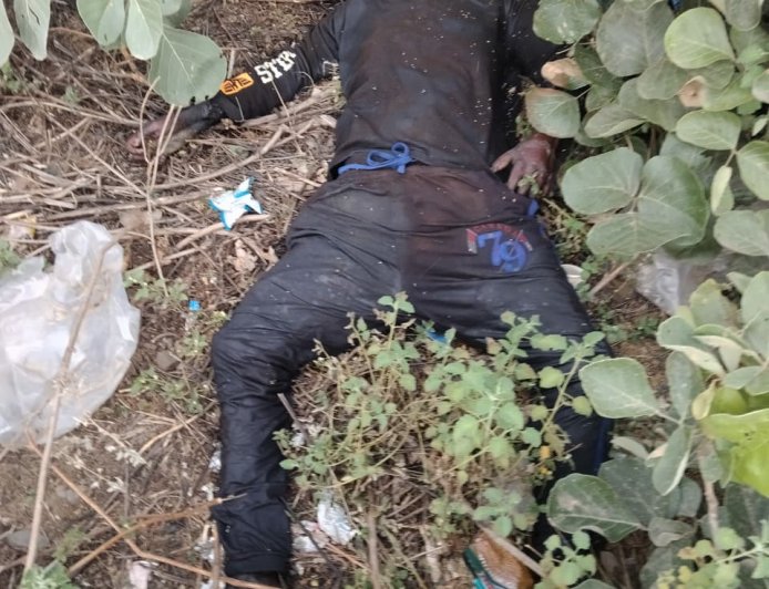 Jabalpur News: रेलवे ट्रैक के पास झाड़ियों में मिला युवक का शव, पुलिस जुटी शिनाख्ती में