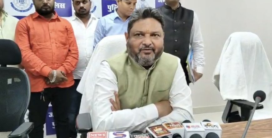 Jabalpur News: धर्मांतरण कराने वाले एनजीओ कसो शिकंजा, अनुसूचित जाति आयोग अध्यक्ष की बैठक से गायब पुलिस अधिकारियों पर होगी कार्रवाई
