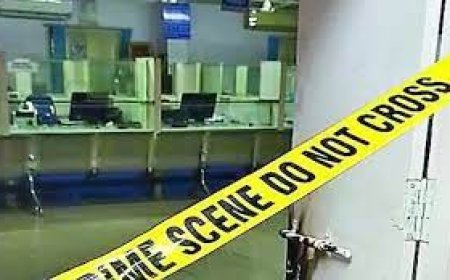 बदमाश ने 2 मिनट में बैंक से 5.40 लाख रुपए  लूटे, पिस्टल के दम पर तीन लोगों को किया बंद, बैंक अधिकारी की बाइक लेकर हुआ फरार