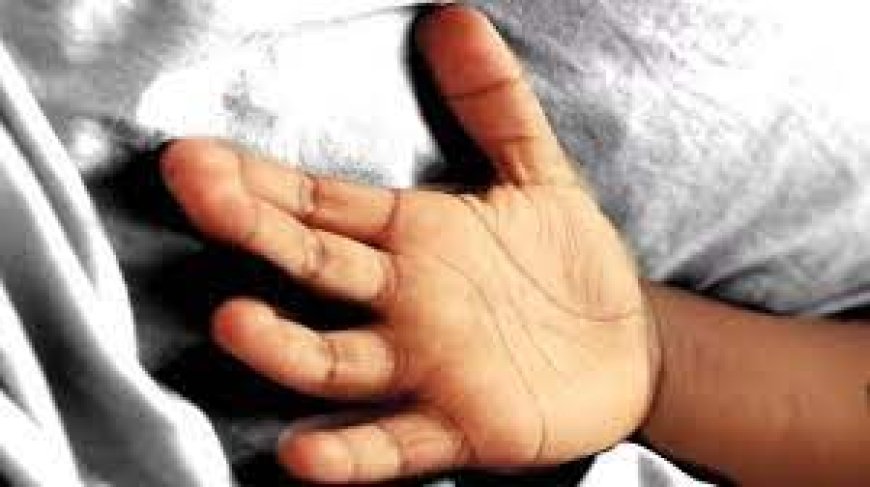 खेल-खेल में बच्चे की मौत, छत पर दरवाजा बंद करने की रस्सी से गले में फंदा लगा