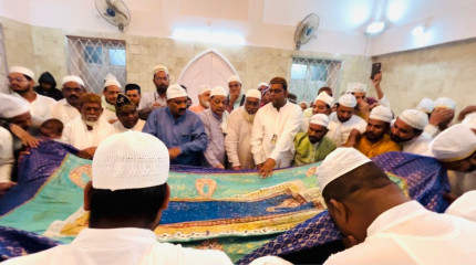 Jabalpur News: आगा दरगाह में निकला चादर जुलूस