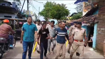 Jabalpur News: फाइनेंस कंपनी के कर्मचारी से लूट करने वाले बदमाशों को पुलिस ने सिखाया सबक, निकाला जुलूस