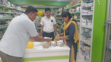 Jabalpur News: नूडल्स में निकले जिंदा कीड़े ,राष्ट्रीय उपभोक्ता फोरम के निर्देश पर छापेमारी