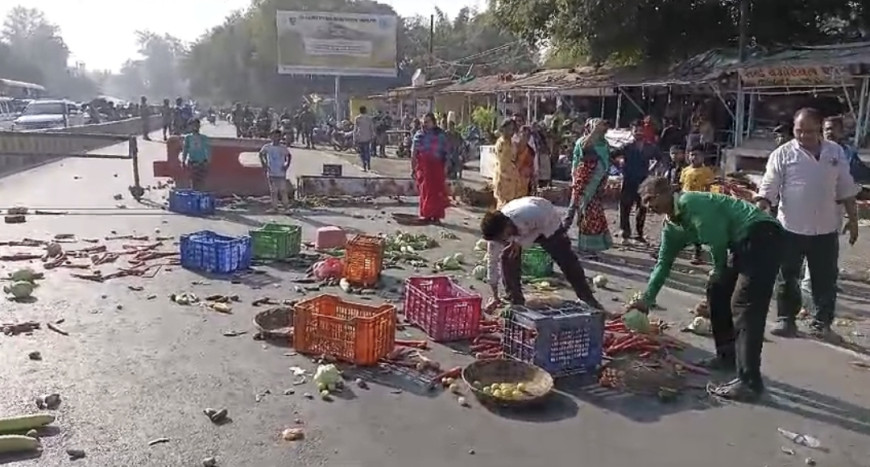 Jabalpur News: नरसिंहपुर से जबलपुर आ रहा चावल से भरा ट्रक पाटन बार्डर पर लुटा